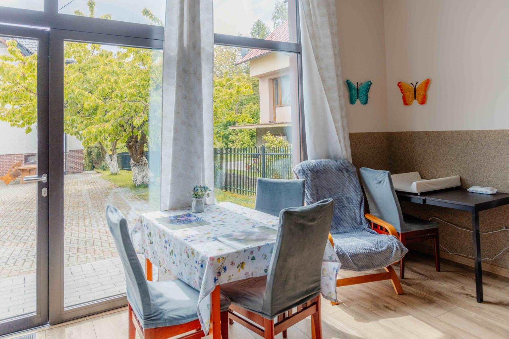 Mira - Mira Pokoje Z Widokiem Na Jezioro Chmielno Extérieur photo